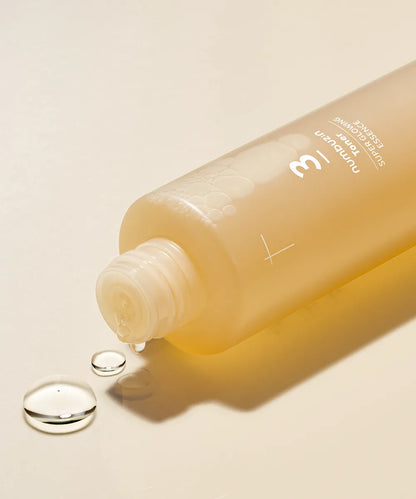 Numbuzin No.3 Super Glowing Essence Toner 200ml